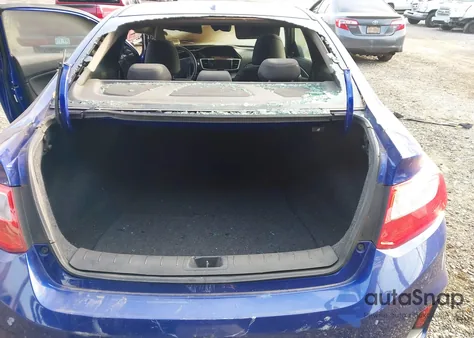 2013 Honda Accord Ex-L V-6 z USA, uszkodzony, nr VIN 1HGCT2B85DA007711